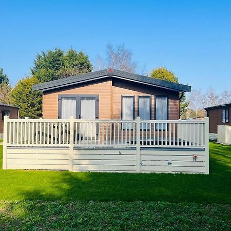 Barakah Lodge With Hot Tub York Zewnętrze zdjęcie