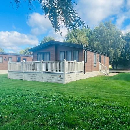Barakah Lodge With Hot Tub York Zewnętrze zdjęcie